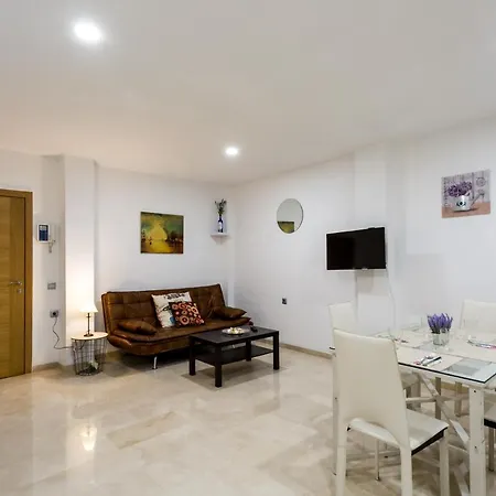 Agradable Apartamento San Lorenzo *